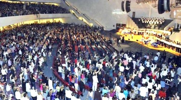 Centro de Adoración se suma a medida
