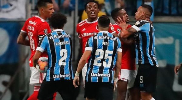 Gremio e Inter empatan un clásico con 8 expulsados