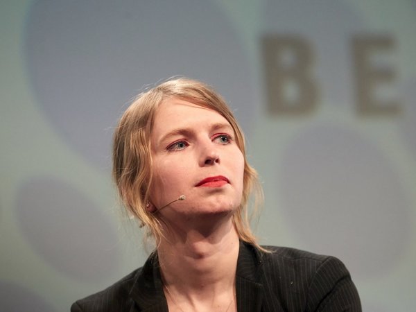 Juez de EEUU ordena libertad de Chelsea Manning