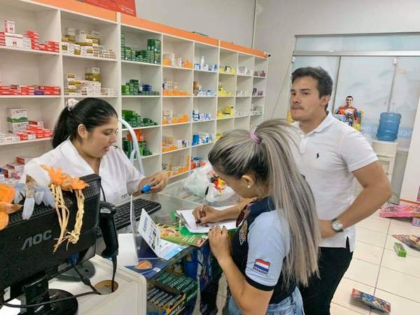 Control en farmacias por suba arbitraria de precios de tapabocas y alcohol en gel