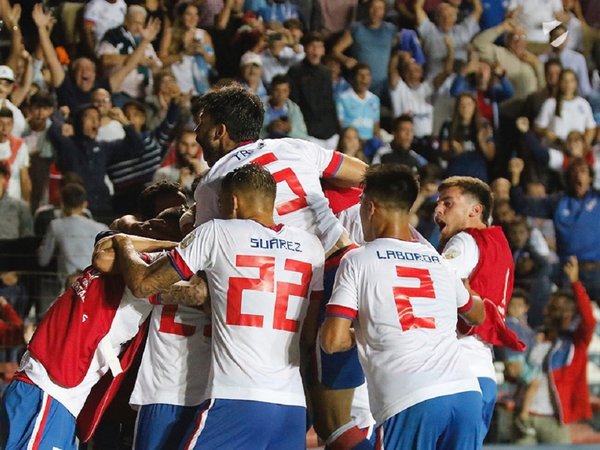 Un golazo de Felipe Carballo le alcanza a Nacional para celebrar