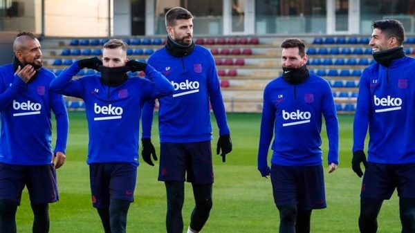 HOY / Barcelona suspende sus entrenamientos