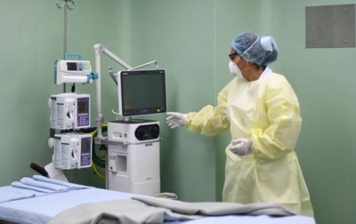 HOY / Médicos denuncian desprotección en servicios sin insumos especiales para atender casos de COVID19