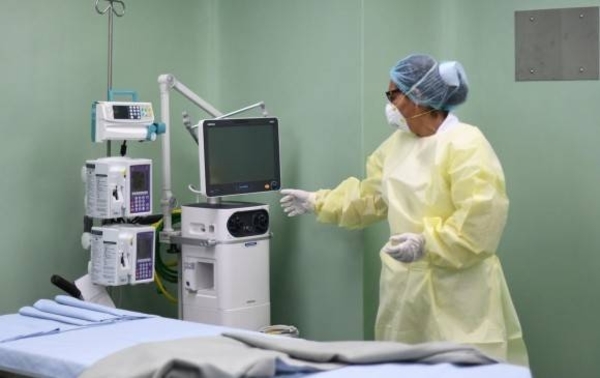 HOY / Médicos denuncian desprotección en servicios sin insumos especiales para atender casos de COVID19