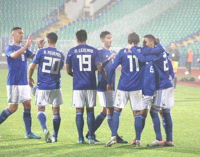 Ya lístoma: amóntema la Copa y Eliminatorias