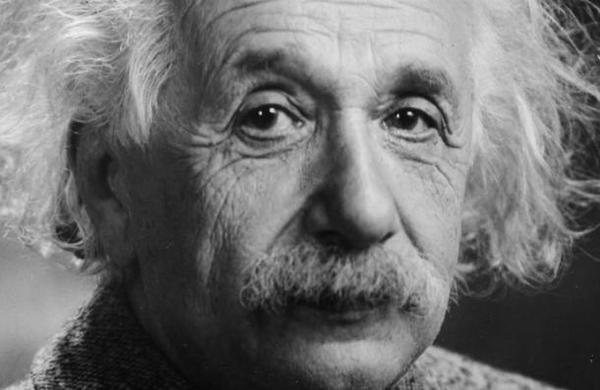El sencillo problema matemático que casi engaña a Albert Einstein - C9N