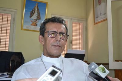 La Iglesia prioriza la vida y la salud de la población, dice obispo - Nacionales - ABC Color