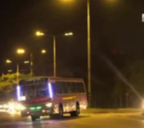 Coronavirus: Pasajeros en larga espera tras medidas de Transporte - Paraguay.com