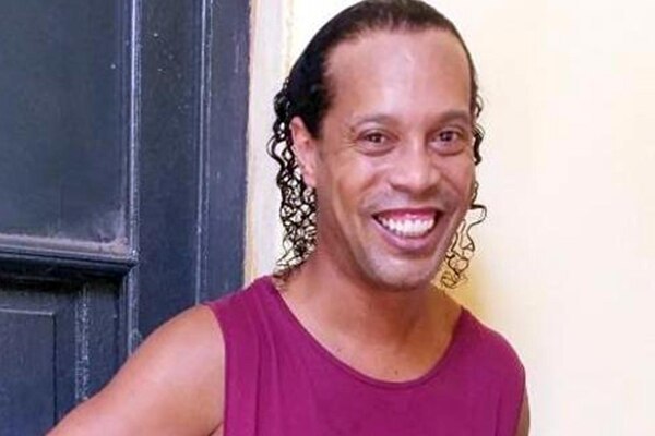 Ronaldinho está mejor de ánimo y ya jugó un "partidí", dice el jefe de la Agrupación Especializada » Ñanduti
