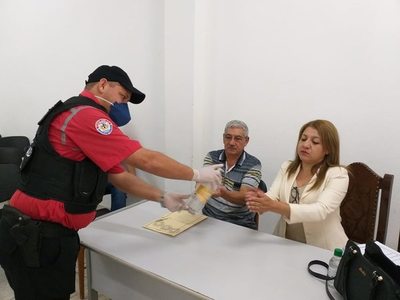 Condenan al dueño de una constructora a 3 años de cárcel por estafa - ABC en el Este - ABC Color