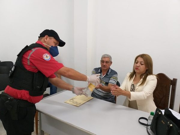 Condenan al dueño de una constructora a 3 años de cárcel por estafa - ABC en el Este - ABC Color