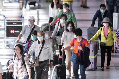 Argentina aplicará las restricciones aéreas por coronavirus desde el martes - Mundo - ABC Color
