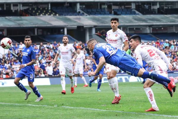 Sigue el fútbol mexicano, pero sin saludo de mano - Fútbol - ABC Color