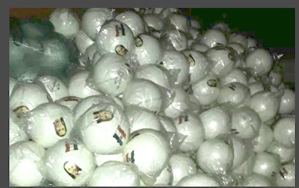 Ojetopa 6 mil pelotas con la cara de Dinho | Crónica