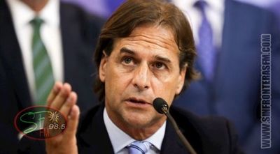 Uruguay anuncia cierre parcial de fronteras y cancela eventos por brote de COVID-19