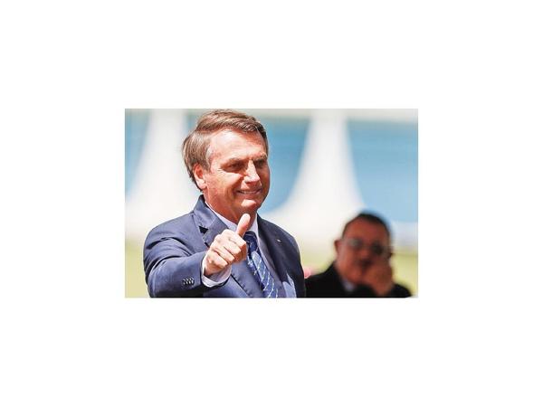 Test de Bolsonaro al Covid-19 da negativo tras volver de Miami