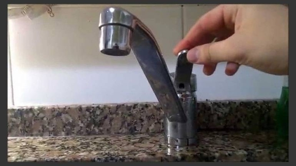 HOY / Crítica situación por falta de agua: Essap espera que llueva y coronavirus avanza