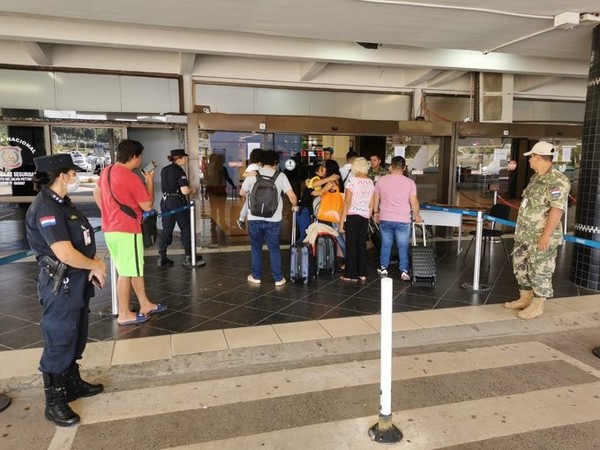Sederrec brindará asistencia a compatriotas que deseen volver al país