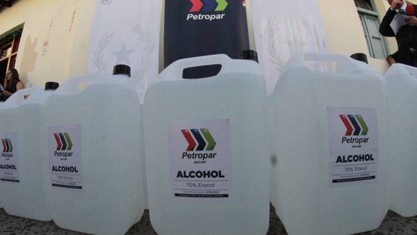 Petropar suspendió la distribución gratuita del alcohol