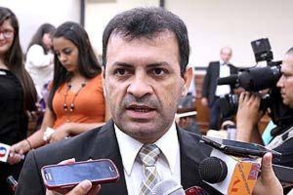 HOY / Palo en la rueda de unidad: denuncian despidos de los no alineados al oficialismo