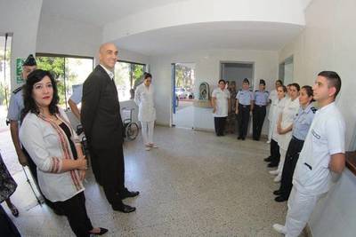 Mazzoleni agradece apoyo y le reclaman que Essap "no apoya", cierre de fronteras y tapabocas para médicos - ADN Paraguayo