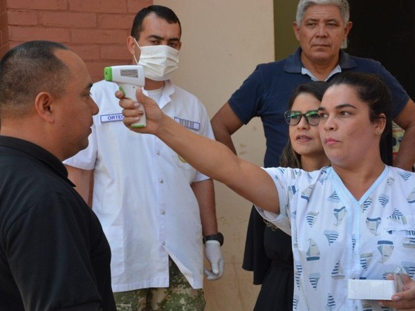 COVID-19: estrictos controles a visitantes antes de ingresar a Centros Educativos