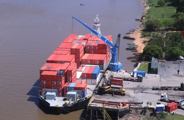 Navieros prevén caída en transporte de los contenedores ante virus