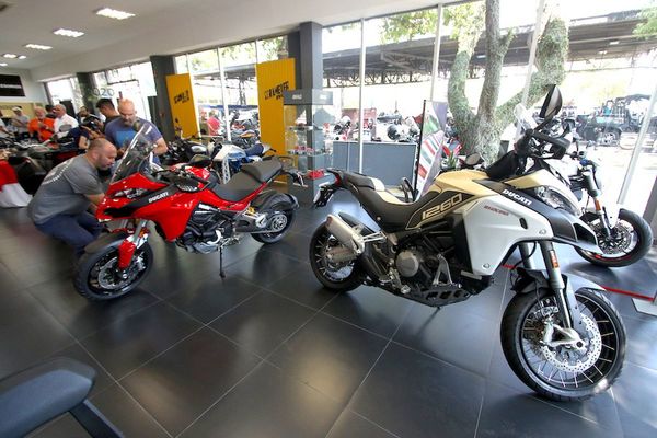 Ducati Paraguay abrió temporada exhibiendo potentes motocicletas