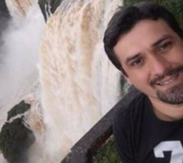 Bombero muere tras incendio forestal de Pilar  - Paraguay.com
