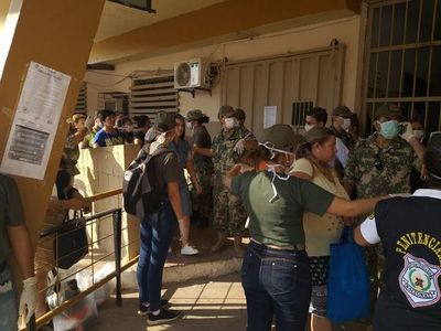 Controlan a visitantes en el penal de Tacumbú - Nacionales - ABC Color