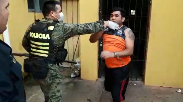 Santaní: Tres arrestados tras agresión a policías en intervención por covid-19 - Nacionales - ABC Color
