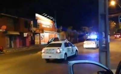 HOY / “Favor, todos a su domicilio”, ordena la Policía en sus recorridos
