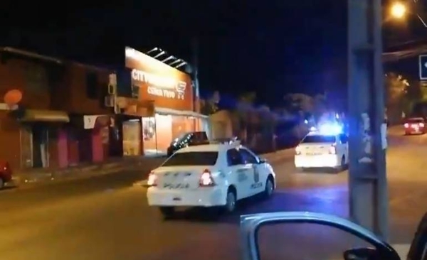HOY / “Favor, todos a su domicilio”, ordena la Policía en sus recorridos