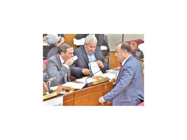 Plantearán proyecto para eliminar gastos superfluos