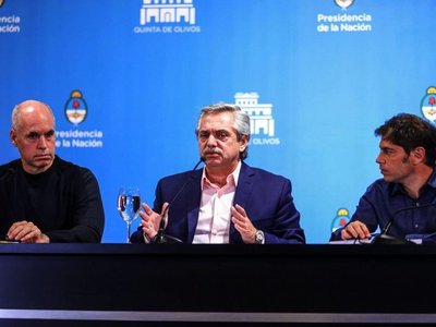 Argentina cierra fronteras y suspende clases en busca de  frenar la pandemia