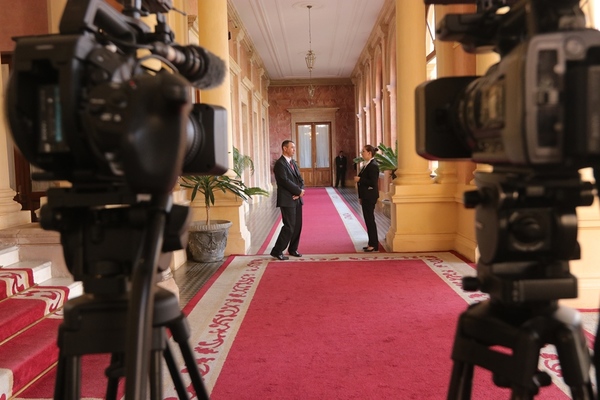 Ministerio de Tecnologías de la Información dicta protocolo para conferencias de prensa | .::Agencia IP::.
