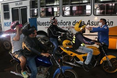 Inició demorado control en Puente de la Amistad