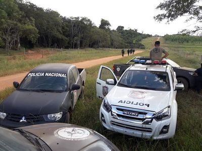 Denuncian invasión de tierras con documentos irregulares y no pueden apelar por paro judicial - Nacionales - ABC Color