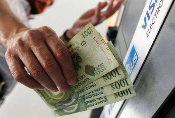 HOY / Propondrán un salario universal y exonerar consumo de luz y agua