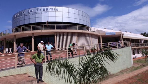 Salvan los genitales y la mano a chico de 13 años