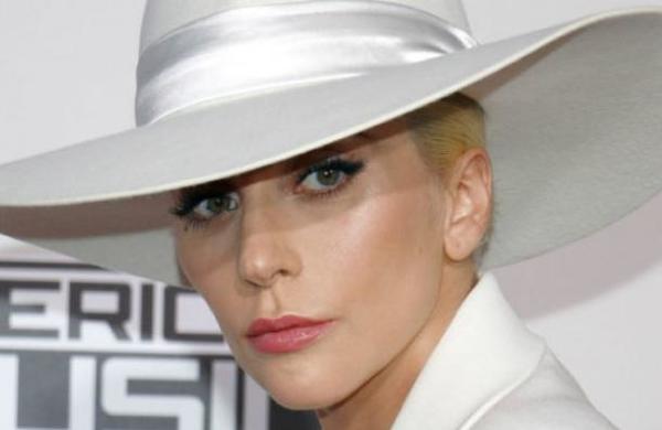 La extravagante cuarentena de Lady Gaga por el coronavirus - SNT