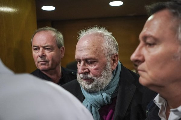 Sacerdote francés sentenciado a prisión por abuso sexual
