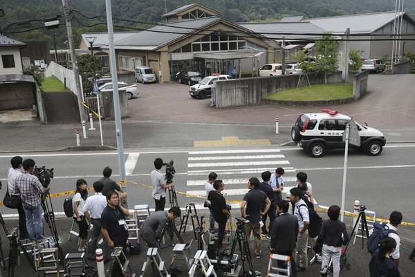 Pena capital a hombre que mató a 19 discapacitados en Japón