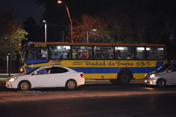 Buses no acatan medida de prevención contra el coronavirus - Nacionales - ABC Color