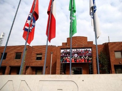 El fútbol chileno se suspende 14 días por el coronavirus