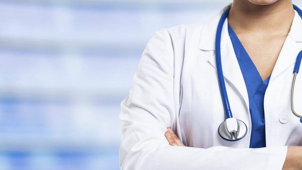 Exaltan labor de médicos para contener la infección
