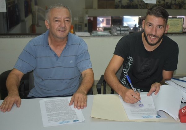 Martín Giménez retorna al fútbol paraguayo