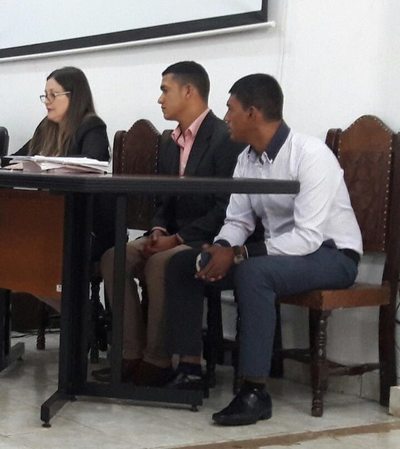 Sentencian a 8 y 9 años de cárcel a asaltantes - ABC en el Este - ABC Color