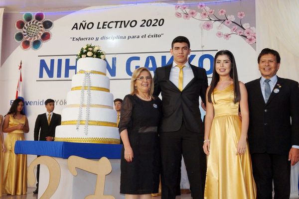 Emotiva fiesta de aniversario