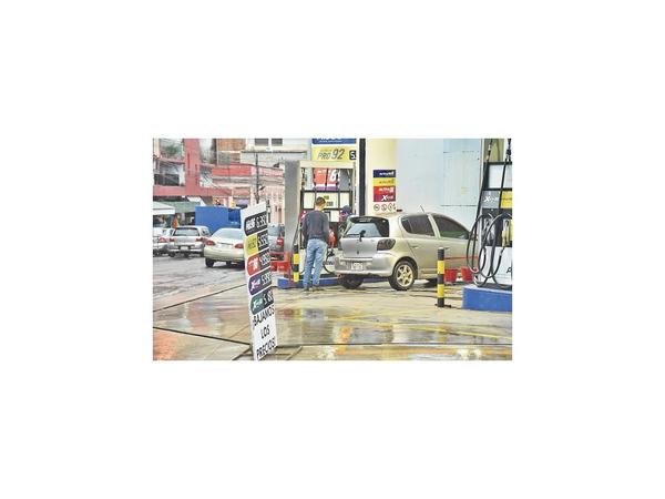 Se reduce la venta de combustibles en las gasolineras